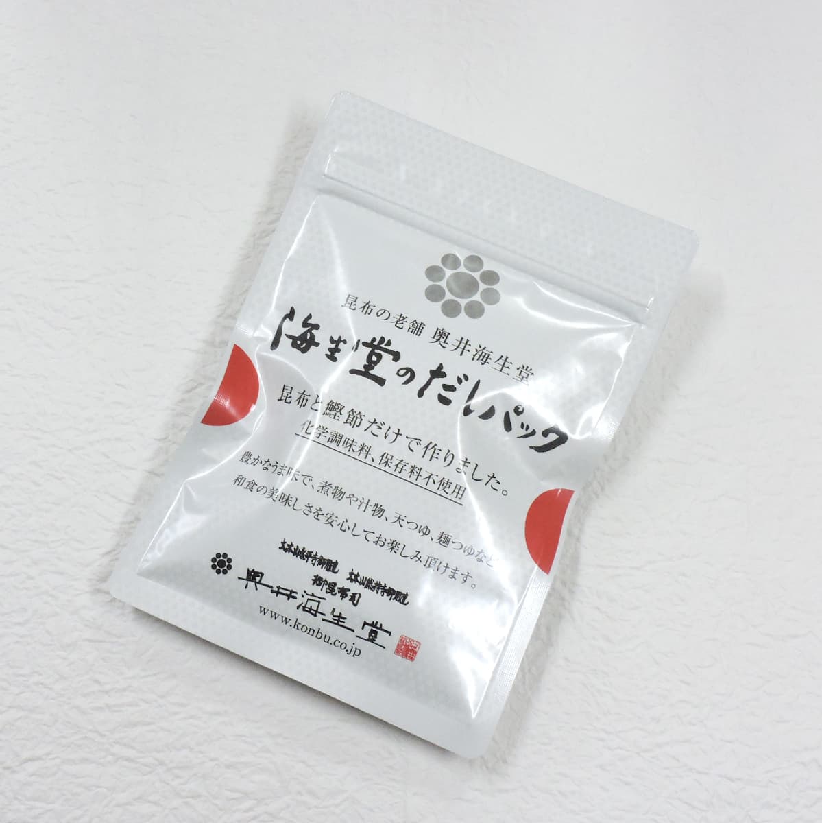 昆布とかつおのだしパック10g×7包｜昆布と鰹節だけで作りました｜奥井海生堂【軽税８％】 【無添加ライフ｜黒酢と吸い玉と健康のお店｜株式会社健康ライフ】