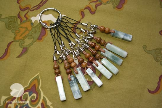 革紐のストラップ